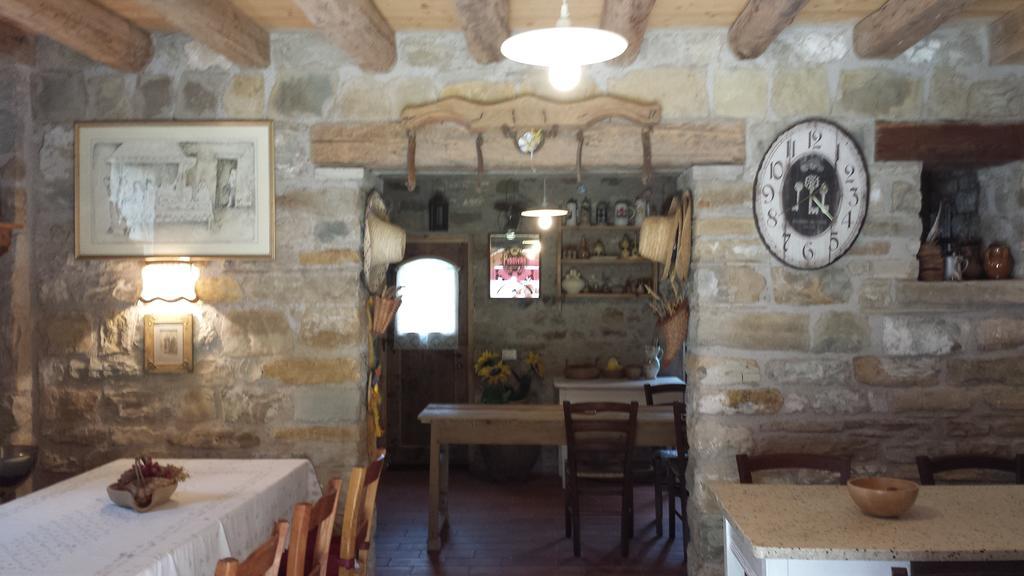 Agriturismo Casteldardo Guest House Trichiana Exterior photo